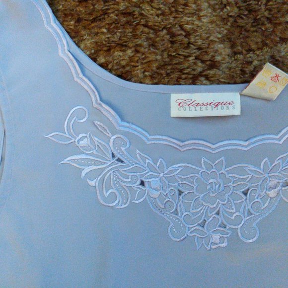 Classic Collections Embroidered Neckline Lavender Tank Top - Picture 4 of 6